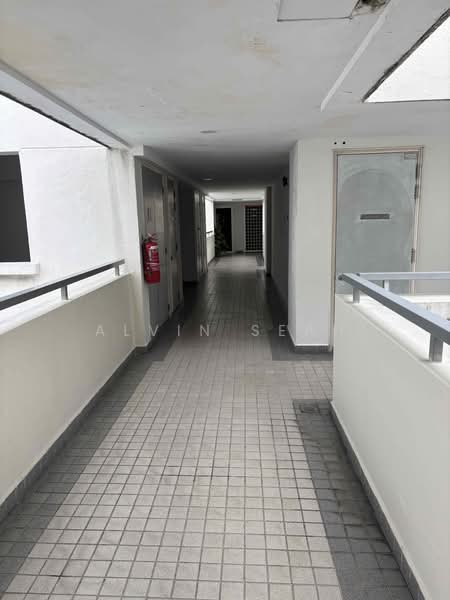 Kondominium untuk Dijual di OBD Garden Tower - Alvin Seah - Corridor - PropertyGuru.com.my
