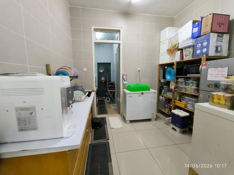 2-storey Terraced House for Sale in Kangkar Pulai (Skudai) - Sharon Ong - Kitchen - PropertyGuru.com.my