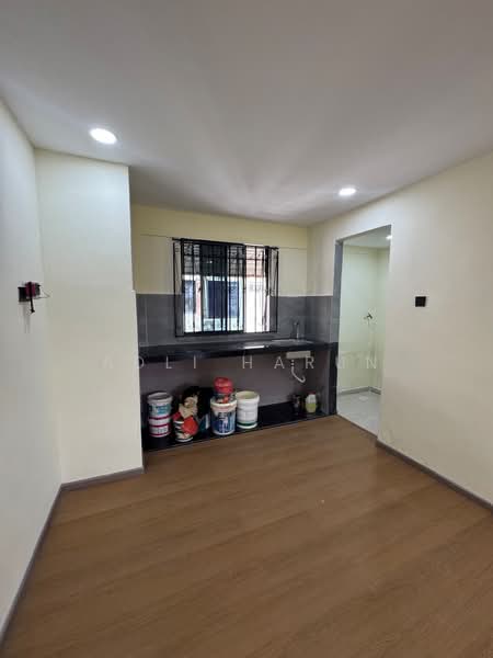 Rumah Flat untuk Dijual di Flat Taman Ungku Tun Aminah - Adli Harun - PropertyGuru.com.my