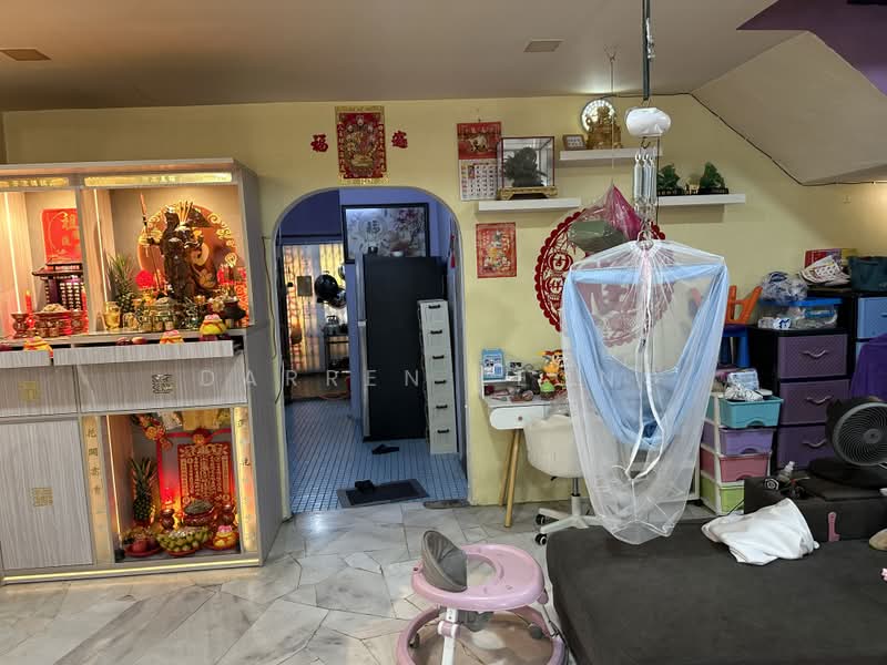 2-storey Terraced House for Sale in Taman Impian Ehsan (Balakong) - Darren Leong - Living Room - PropertyGuru.com.my