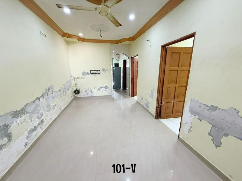 1-storey Terraced House for Sale in Taman Pendamar Indah (Klang) - Zackinn Hoi - Interior - PropertyGuru.com.my