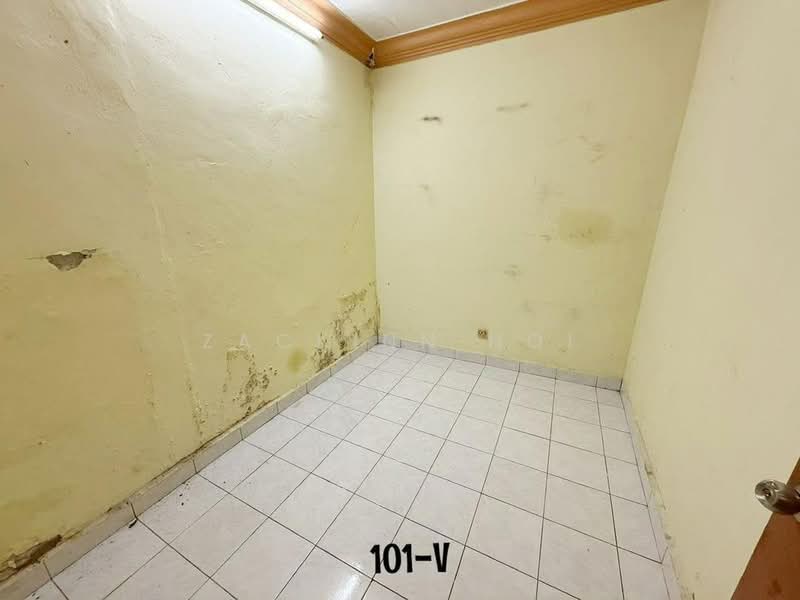 1-storey Terraced House for Sale in Taman Pendamar Indah (Klang) - Zackinn Hoi - Interior - PropertyGuru.com.my