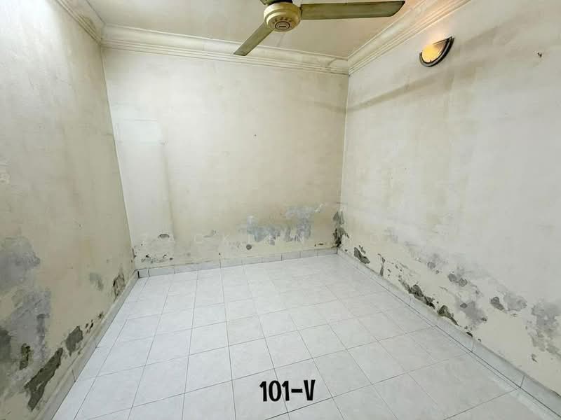 1-storey Terraced House for Sale in Taman Pendamar Indah (Klang) - Zackinn Hoi - Interior - PropertyGuru.com.my