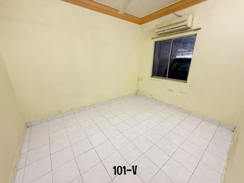 1-storey Terraced House for Sale in Taman Pendamar Indah (Klang) - Zackinn Hoi - Interior - PropertyGuru.com.my