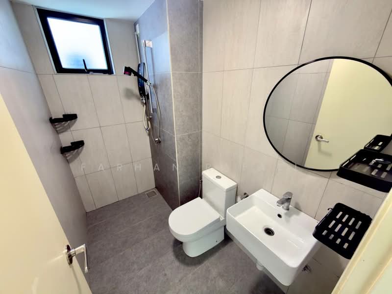 Servis Apartment untuk Dijual di Dian Residency - Farhan Rafael - Bathroom - PropertyGuru.com.my