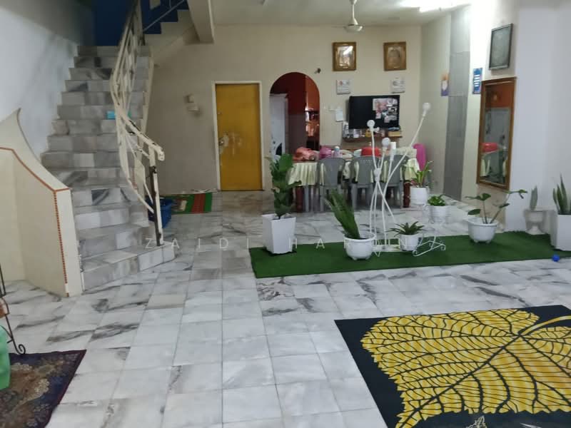 2-storey Terraced House for Sale in Medan Klebang Restu (Chemor) - Zaidi Haron - PropertyGuru.com.my