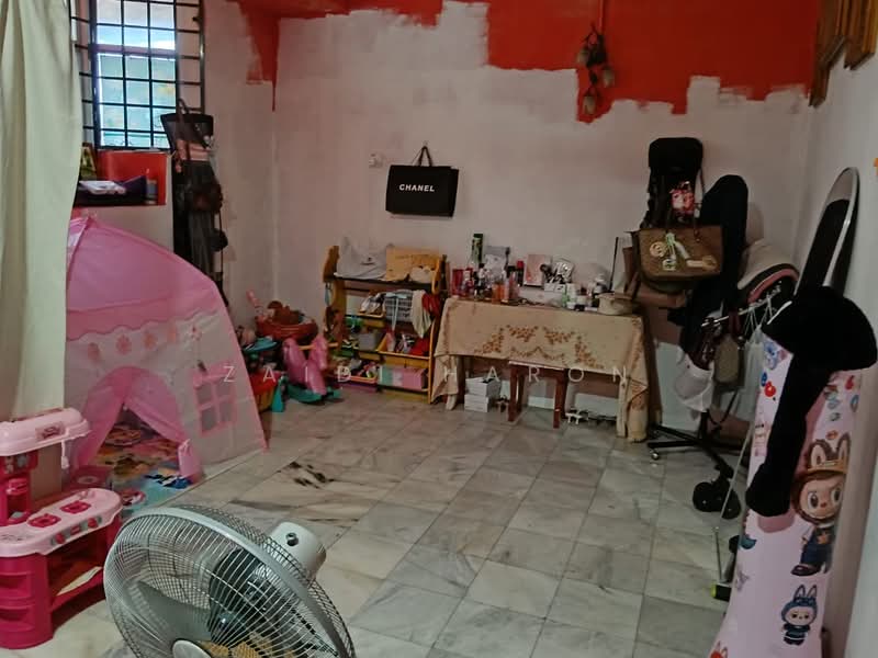 2-storey Terraced House for Sale in Medan Klebang Restu (Chemor) - Zaidi Haron - PropertyGuru.com.my
