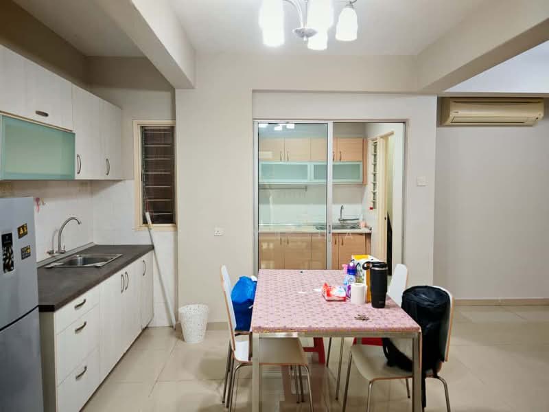 Condominium for Rent at Sri Jati II - Yam Yi Han - Kitchen - PropertyGuru.com.my
