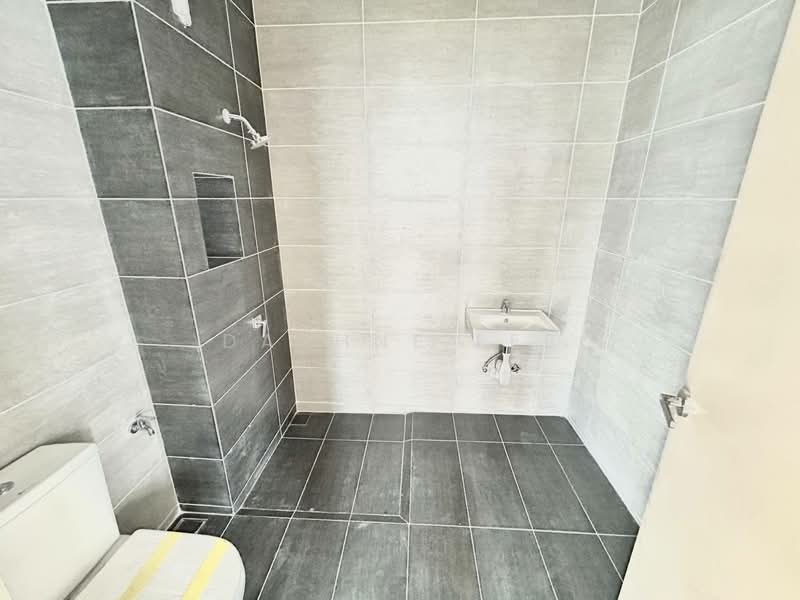 2-storey Terraced House for Sale in Bandar Dato Onn (Tebrau) - Daphne Lee - Bathroom - PropertyGuru.com.my