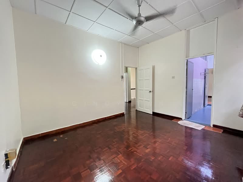 Rumah Banglo untuk Dijual di Taman Midah (Cheras) - Cindy Tan - Room - PropertyGuru.com.my