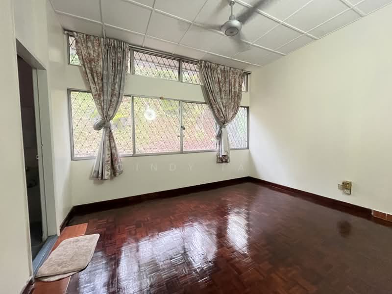 Rumah Banglo untuk Dijual di Taman Midah (Cheras) - Cindy Tan - Bedroom - PropertyGuru.com.my