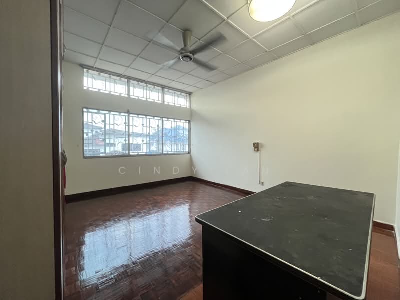 Rumah Banglo untuk Dijual di Taman Midah (Cheras) - Cindy Tan - Bedroom - PropertyGuru.com.my