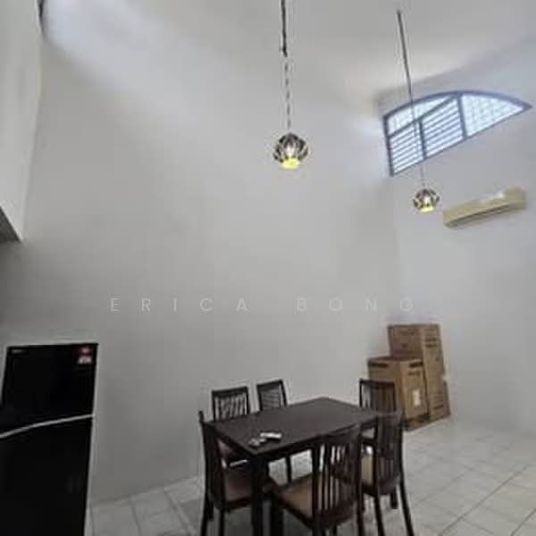 Semi-Detached House for Rent in Tabuan Laru (Kuching) - Erica Bong - Dining Room - PropertyGuru.com.my