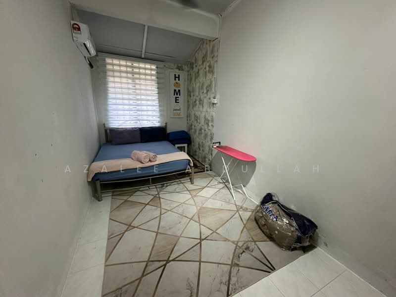 Rumah Teres untuk Disewa di Indera Mahkota 2 (Kuantan) - Azalee Abdullah - Bedroom - PropertyGuru.com.my