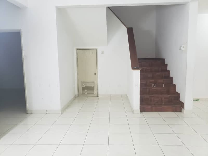 2-storey Terraced House for Sale in Alam Budiman (Shah Alam) - Anil Fazila Binti Ismail - Interior - PropertyGuru.com.my