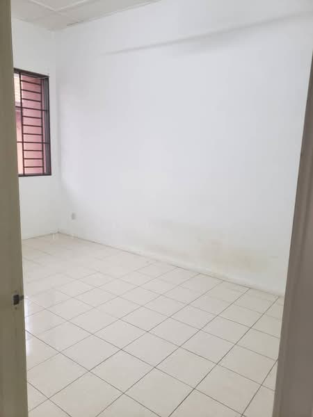 2-storey Terraced House for Sale in Alam Budiman (Shah Alam) - Anil Fazila Binti Ismail - Interior - PropertyGuru.com.my