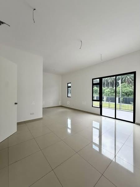 Rumah Teres 2 Tingkat untuk Dijual di Eco Spring (Johor Bahru) - Amber Hew - Living Room - PropertyGuru.com.my