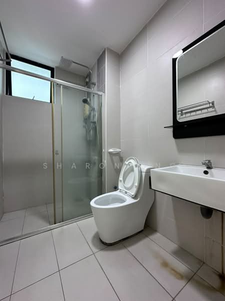 Service Residence for Rent at Sky Loft Premium Suites - Sharon Ong - Bathroom - PropertyGuru.com.my