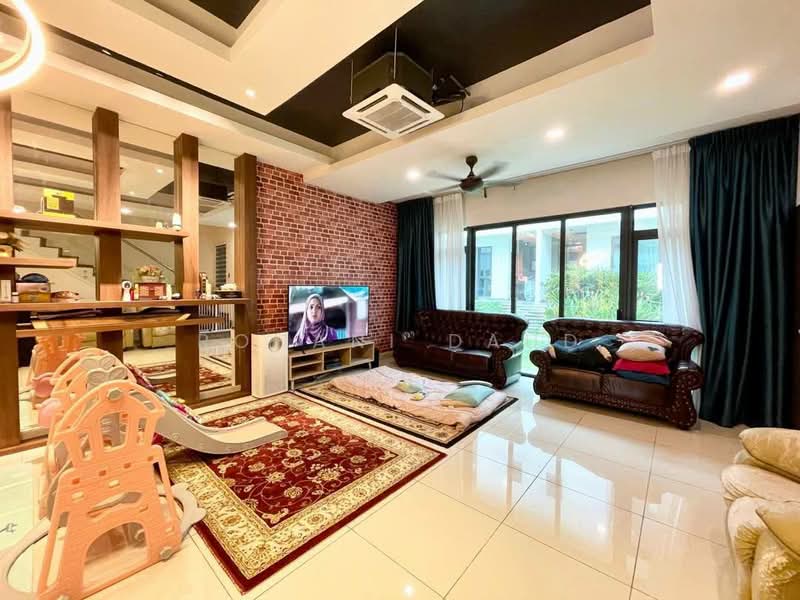 2-storey Terraced House for Rent in Semenyih (Selangor) - Rohani Daud - Living Room - PropertyGuru.com.my