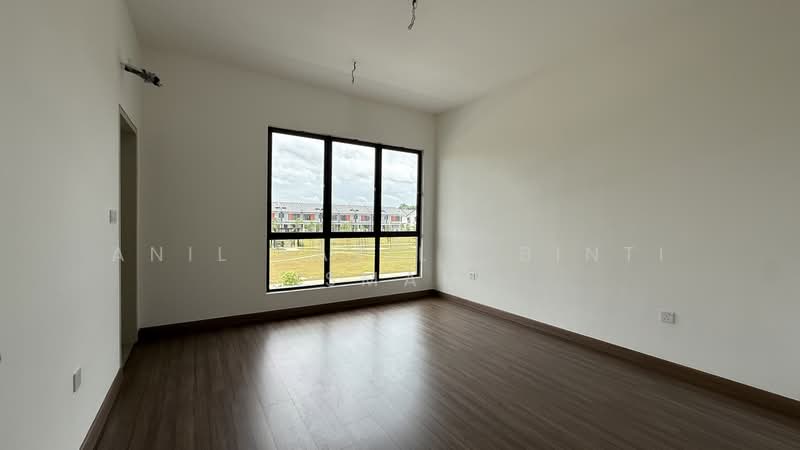 Terraced House for Sale in Klang (Selangor) - Anil Fazila Binti Ismail - Bedroom - PropertyGuru.com.my