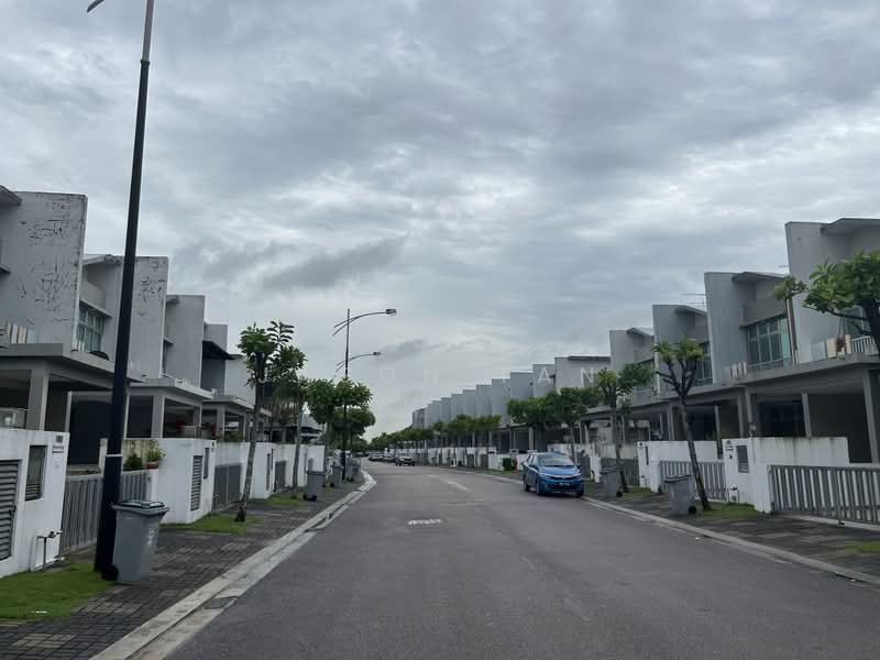 Rumah Teres 2 Tingkat untuk Dijual di Taman Eco Cascadia (Tebrau) - Jason Tan - Exterior - PropertyGuru.com.my