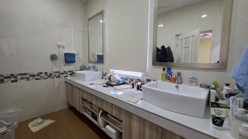 Rumah Berkembar untuk Dijual di Taman Tun Dr Ismail (Kuala Lumpur) - KF Kuan - Bathroom - PropertyGuru.com.my