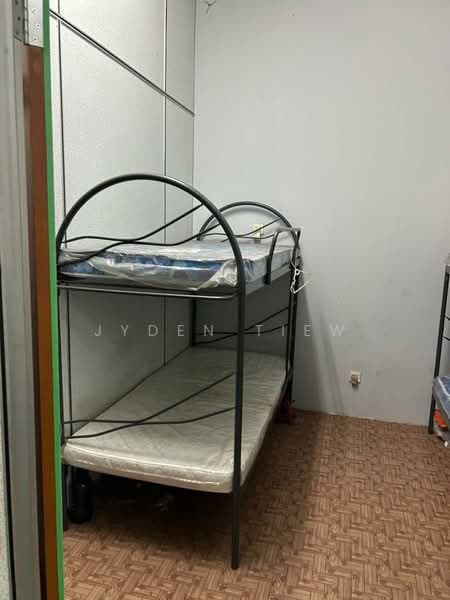 Kilang untuk Dijual di Bukit Kemuning (Shah Alam) - Jyden Tiew - Bedroom - PropertyGuru.com.my
