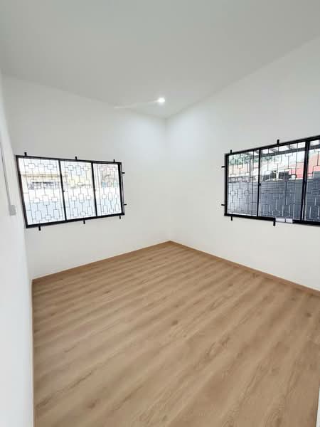 Rumah Berkembar untuk Dijual di Taman Bunga Ros (Tebrau) - Win Lim - Interior - PropertyGuru.com.my