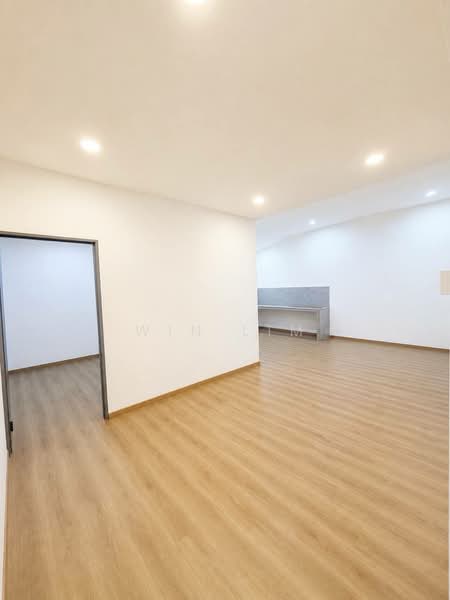 Rumah Berkembar untuk Dijual di Taman Bunga Ros (Tebrau) - Win Lim - Interior - PropertyGuru.com.my
