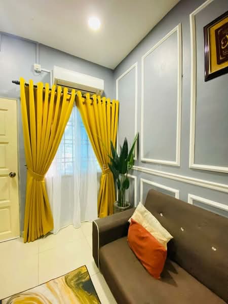 Rumah Teres 1 Tingkat untuk Dijual di Taman Kota Masai (Pasir Gudang) - Jane Poh - Living Room - PropertyGuru.com.my