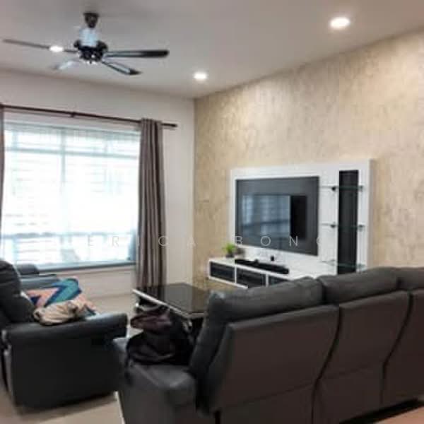 2-storey Terraced House for Rent in Kota Samarahan (Sarawak) - Erica Bong - Living Room - PropertyGuru.com.my