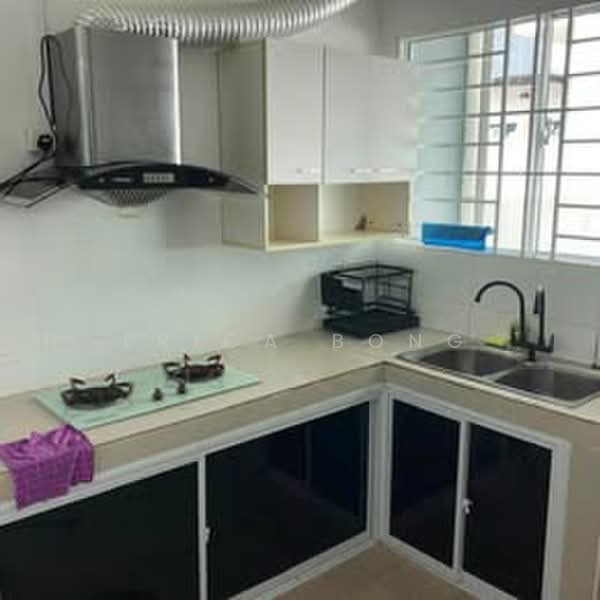 2-storey Terraced House for Rent in Kota Samarahan (Sarawak) - Erica Bong - Kitchen - PropertyGuru.com.my
