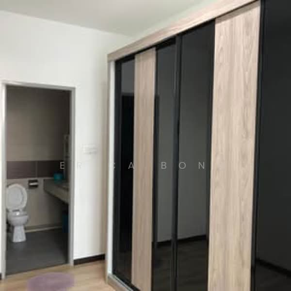 2-storey Terraced House for Rent in Kota Samarahan (Sarawak) - Erica Bong - Bathroom - PropertyGuru.com.my