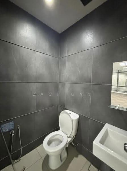 Office for Rent in Bangsar Utama (Bangsar) - Zach Gan - Bathroom - PropertyGuru.com.my