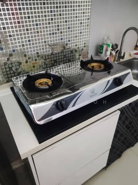 Servis Apartment untuk Disewa di Galleria Equine Park - Bryan Yeoh - Kitchen - PropertyGuru.com.my