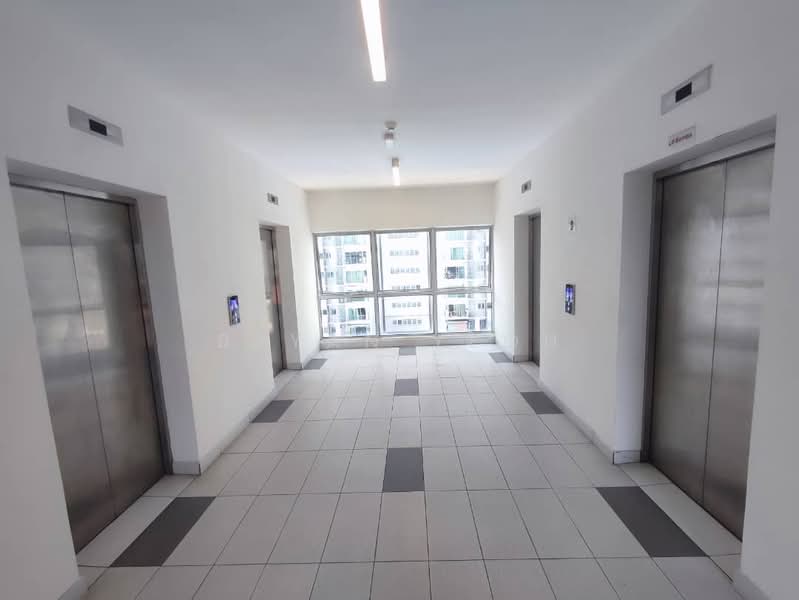 Servis Apartment untuk Disewa di Galleria Equine Park - Bryan Yeoh - Corridor - PropertyGuru.com.my