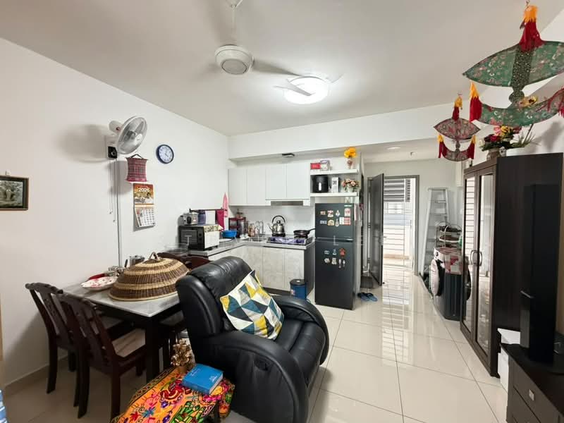 Service Residence for Sale at Tulip Residence - Steven Lee - Kitchen - PropertyGuru.com.my