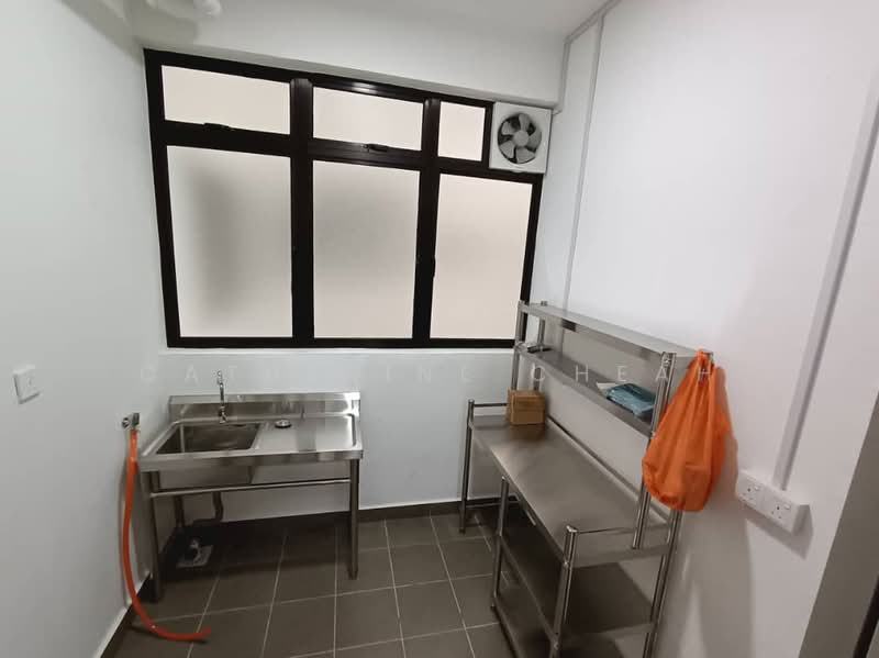 Condominium for Sale at Dezire Hill Residence - Catherine Cheah - Kitchen - PropertyGuru.com.my
