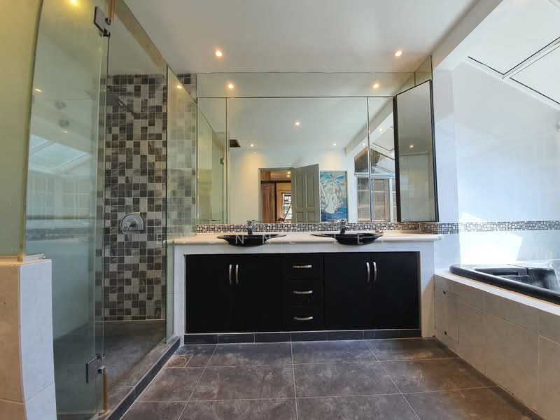 Bungalow for Sale in Damansara Heights (Damansara Heights) - Evonne Lee - Bathroom - PropertyGuru.com.my