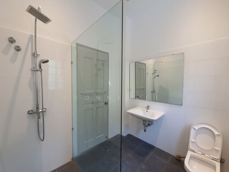 Bungalow for Sale in Damansara Heights (Damansara Heights) - Evonne Lee - Bathroom - PropertyGuru.com.my