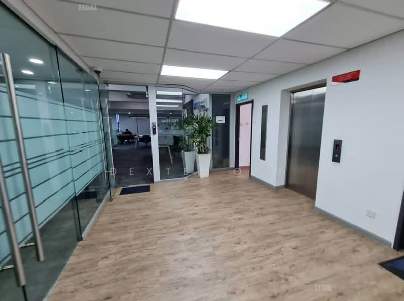 Semi-D Factory for Rent in Glenmarie (Selangor) - Dexter Ong - Corridor - PropertyGuru.com.my
