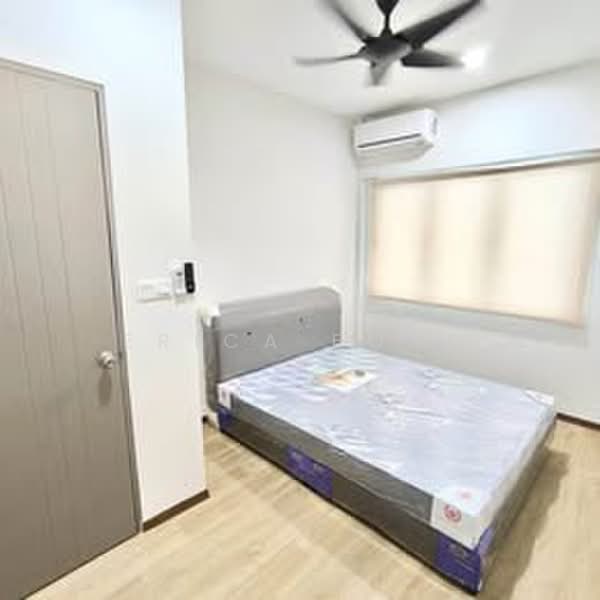 2-storey Terraced House for Rent in Pending (Kuching) - Erica Bong - Bedroom - PropertyGuru.com.my