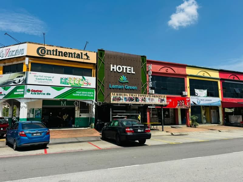Shop / Office for Rent in Shah Alam (Selangor) - Mohd Fadzli - Exterior - PropertyGuru.com.my