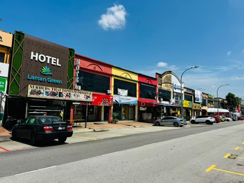 Shop / Office for Rent in Shah Alam (Selangor) - Mohd Fadzli - Exterior - PropertyGuru.com.my