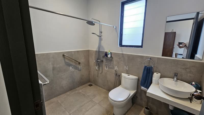 Rumah Banglo untuk Dijual di Saujana Impian (Kajang) - KF Kuan - Bathroom - PropertyGuru.com.my