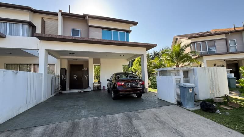 Rumah Teres untuk Dijual di Bandar Tropicana Aman (Telok Panglima Garang) - Henry Kooi Kuan Xiang - Exterior - PropertyGuru.com.my