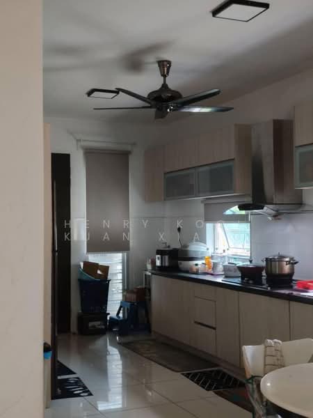 Rumah Teres untuk Dijual di Bandar Tropicana Aman (Telok Panglima Garang) - Henry Kooi Kuan Xiang - Kitchen - PropertyGuru.com.my