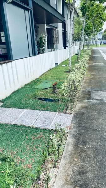 Rumah Teres untuk Dijual di Bandar Tropicana Aman (Telok Panglima Garang) - Henry Kooi Kuan Xiang - Exterior - PropertyGuru.com.my
