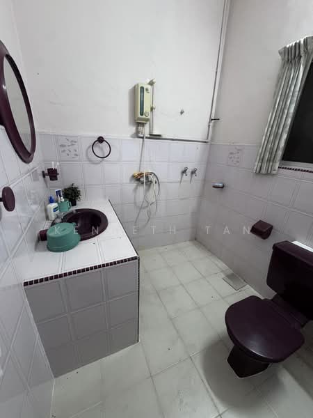 2-storey Terraced House for Sale in Taman Kolam Air (Johor Bahru) - Kenneth Tan - PropertyGuru.com.my