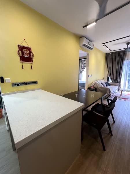 Kediaman Servis untuk Dijual di Sunway Velocity TWO - Billy Tan - Living Room - PropertyGuru.com.my